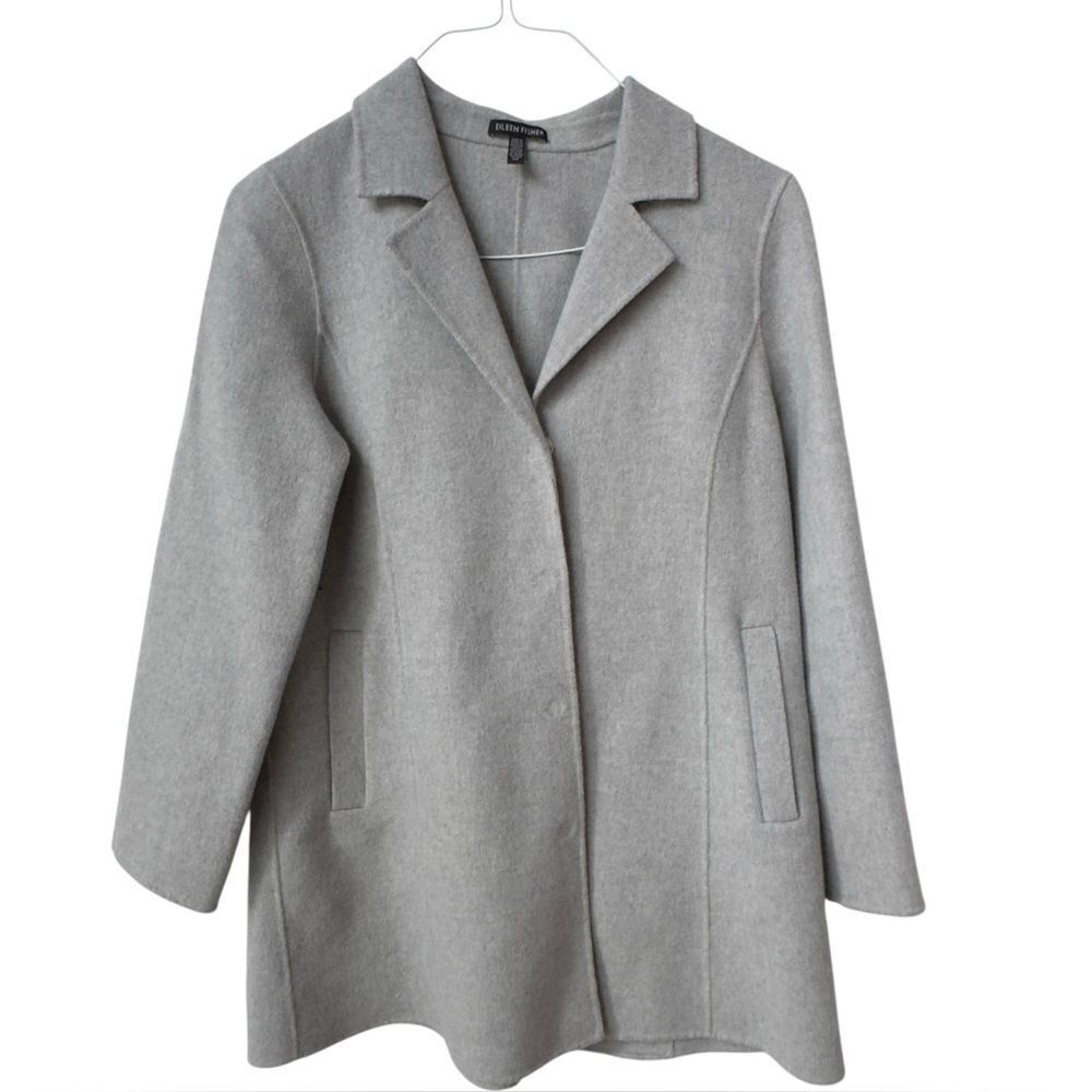 Eileen Fisher Gray 90% Wool Collared Button Closure Coat. Pockets. Small.
